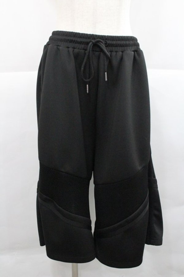 画像1: REFLEM / メッシュ切替ハーフワイドパンツ  黒 I-25-12-27-124-PU-PA-SA-ZI (1)