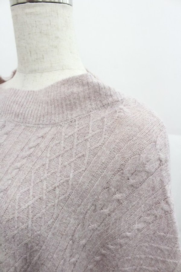 画像3: axes femme / ハイネックニットポンチョ  ピンク I-25-12-29-054-AX-TO-SA-ZI (3)