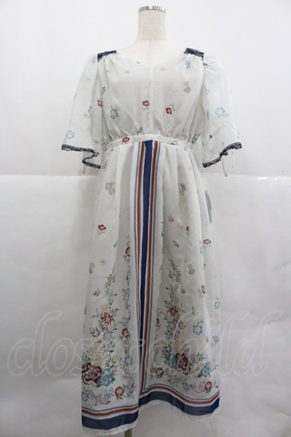 画像1: axes femme / ボタニカルスカーフ柄ワンピース  白 I-25-12-29-067-AX-OP-SA-ZI (1)