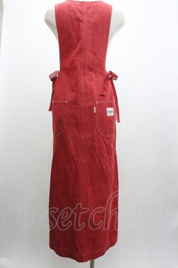 画像2: PINK HOUSE / ロゴデニムジャンパースカート  赤Ｘ白 I-26-01-04-047-LO-OP-SA-ZI (2)