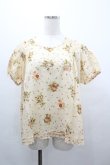 画像1: WONDERFUL WORLD / フラワープリント半袖ブラウス  アイボリー I-26-01-04-008-LO-BL-SA-ZI (1)