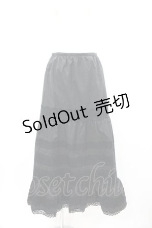 画像: INGEBORG / レースボーダースカート  黒 I-26-01-04-075-LO-SK-SA-ZI