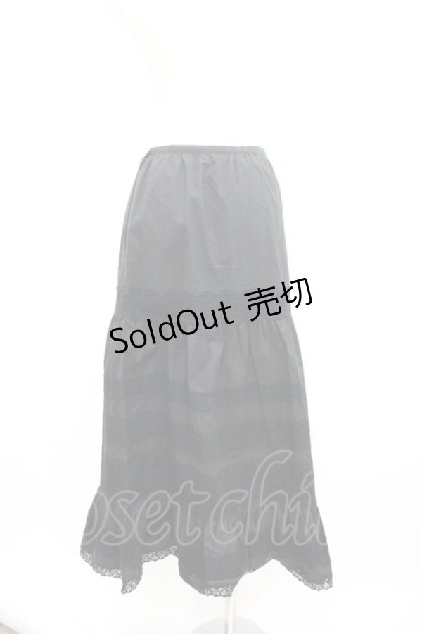 画像2: INGEBORG / レースボーダースカート  黒 I-26-01-04-075-LO-SK-SA-ZI (2)