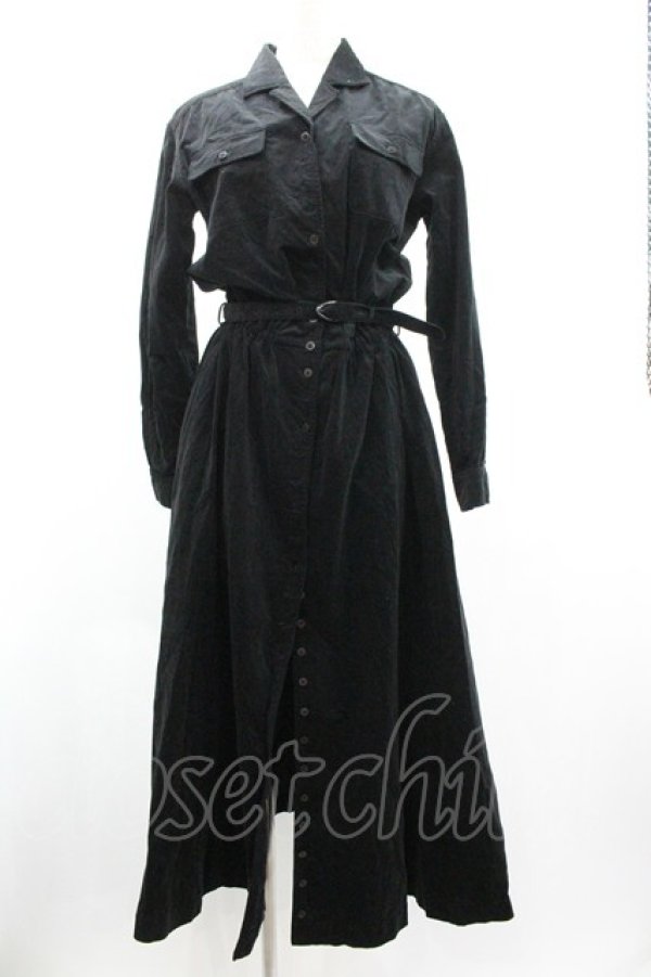 画像1: INGEBORG / コーデュロイシャツワンピース  黒 I-26-01-04-033-LO-OP-SA-ZI (1)