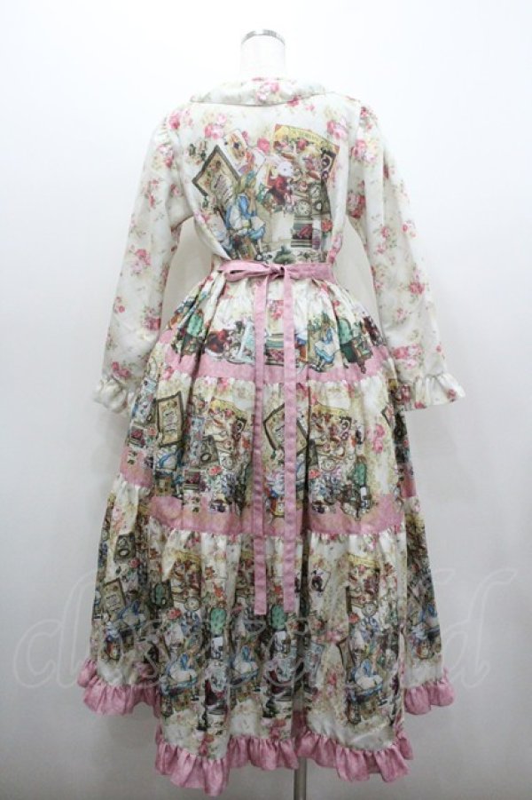 画像2: ANGELIQUE ROSA / 不思議の国のアリス柄ワンピース  白Ｘピンク I-26-01-06-048-LO-OP-SA-ZI (2)