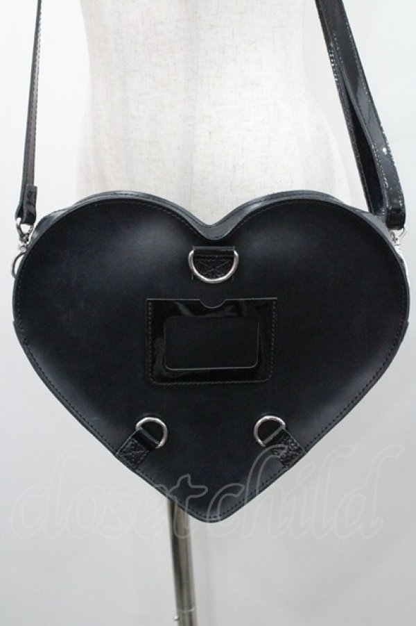 画像4: Dr.Martens （Getta Grip） / HEART LEATHER BACKPACK  黒 I-26-01-06-102-PU-BG-TE-ZI (4)