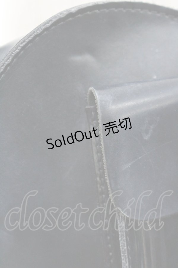 画像7: Dr.Martens （Getta Grip） / HEART LEATHER BACKPACK  黒 I-26-01-06-102-PU-BG-TE-ZI (7)