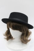 画像1: m petit by misako / サンリオキャラクターズコラボ クロミ カンカン帽  黒 I-26-01-06-120-LO-AC-SA-ZI (1)