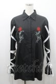 画像1: LISTEN FLAVOR / 薔薇とナイフ袖リボンシャツ  黒Ｘ白Ｘ赤 I-26-01-08-045-PU-BL-SA-ZI (1)