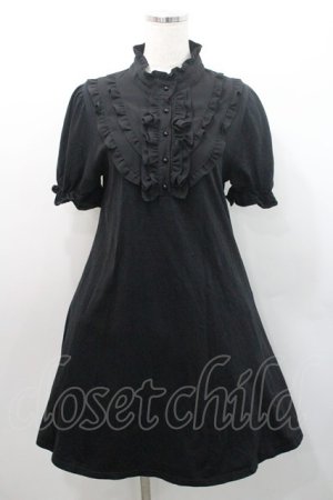 画像: Jamieエーエヌケー / ハイネックフリル半袖カットワンピース  黒 I-26-01-08-074-0-OP-SA-ZI