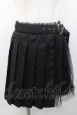 画像1: Rojita / ハートバックルプリーツスカート  黒 I-26-01-08-097-LO-SK-SA-ZI (1)