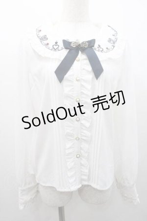 画像: Amavel / ハートの紋章ヴィンテージバックルブラウス  白 I-26-01-10-004-CA-BL-SA-ZI