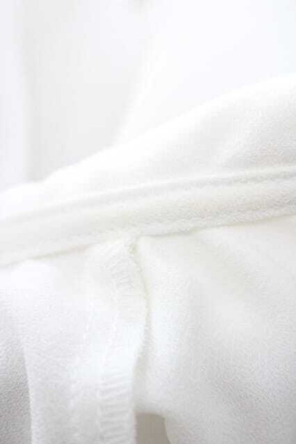 画像6: Amavel / ハートの紋章ヴィンテージバックルブラウス  白 I-26-01-10-004-CA-BL-SA-ZI (6)