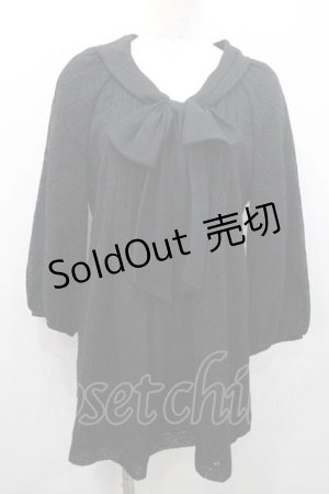 画像: INGEBORG / レース地ボウタイ被りブラウス 13号 ブラック I-26-01-10-061-LO-TO-SA-ZI