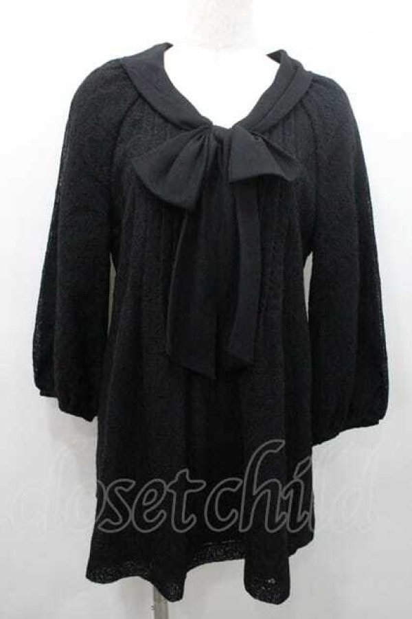 画像1: INGEBORG / レース地ボウタイ被りブラウス 13号 ブラック I-26-01-10-061-LO-TO-SA-ZI (1)