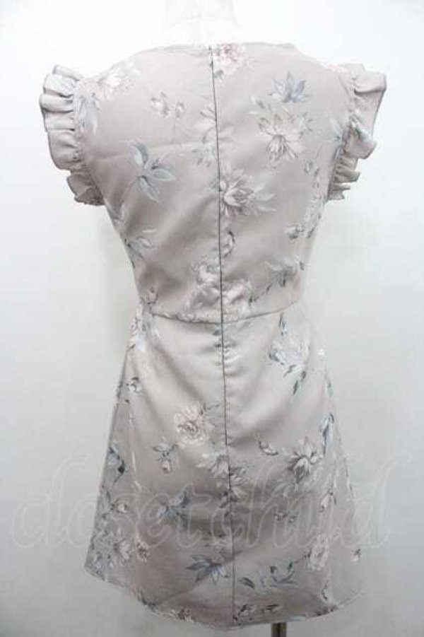 画像2: evelyn / フラワープリント編み上げリボンノースリーブワンピース  ピンクベージュ I-26-01-10-083-LO-OP-SA-ZI (2)