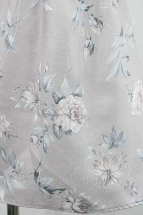 画像4: evelyn / フラワープリント編み上げリボンノースリーブワンピース  ピンクベージュ I-26-01-10-083-LO-OP-SA-ZI (4)