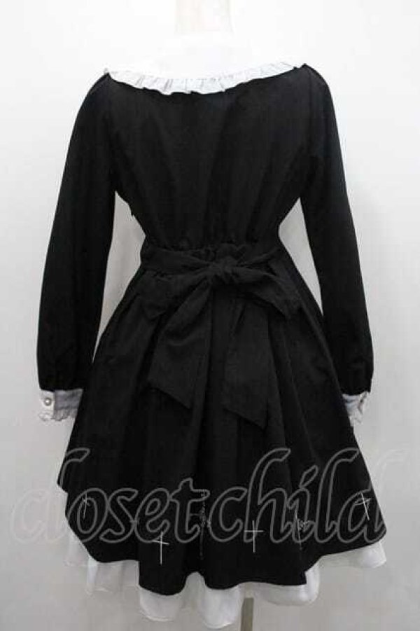画像2: Amavel / Rosary Vampire召使いワンピース  黒Ｘ白 I-26-01-10-090-CA-OP-SA-ZI (2)