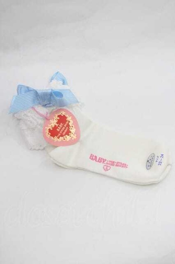 画像2: BABY,THE STARS SHINE BRIGHT / Sweet Cherriesクルーソックス  白Ｘサックス I-26-01-13-115-BA-ZA-SA-ZI (2)