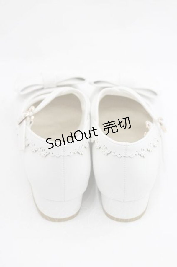 画像3: Chalmiere / クロスベルトリボンパンプス S ホワイト I-26-01-13-123-0-SH-SA-ZI (3)