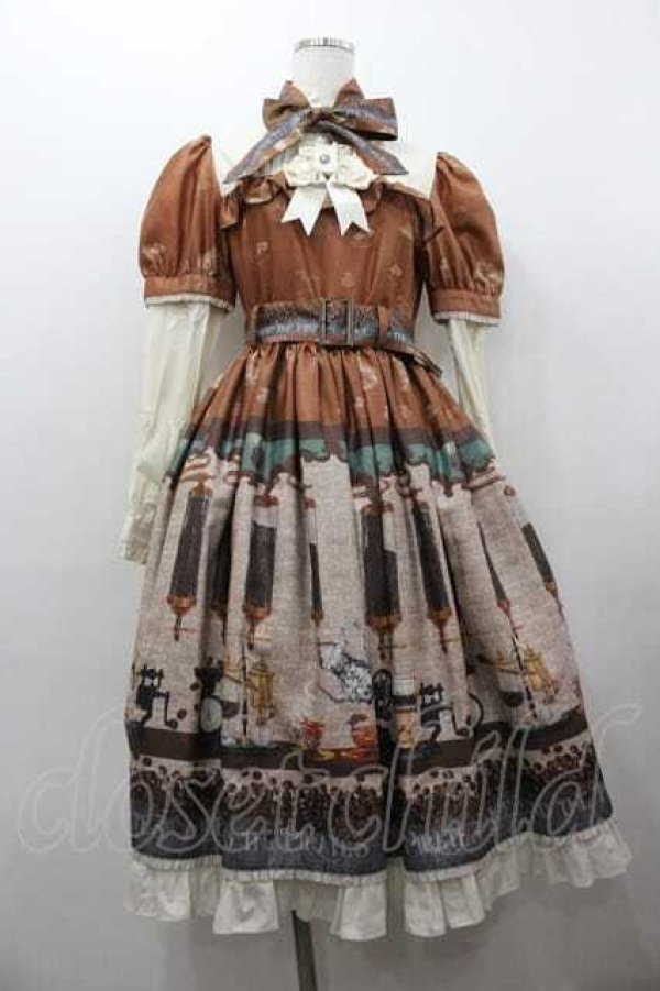 画像1: ALICE and the PIRATES / Fleeting moments〜月下の不思議な珈琲店〜柄ワンピース  キャラメル I-26-01-15-050-PA-OP-SA-ZI (1)