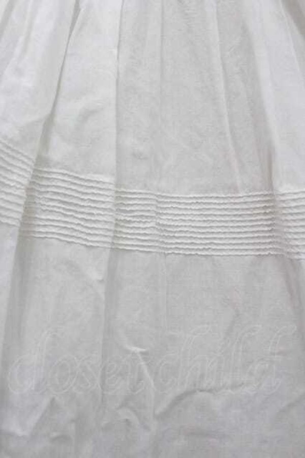 画像3: WONDERFUL WORLD / ロゴ刺繍エプロンドレス  ホワイト I-26-01-15-060-LO-OP-SA-ZI (3)