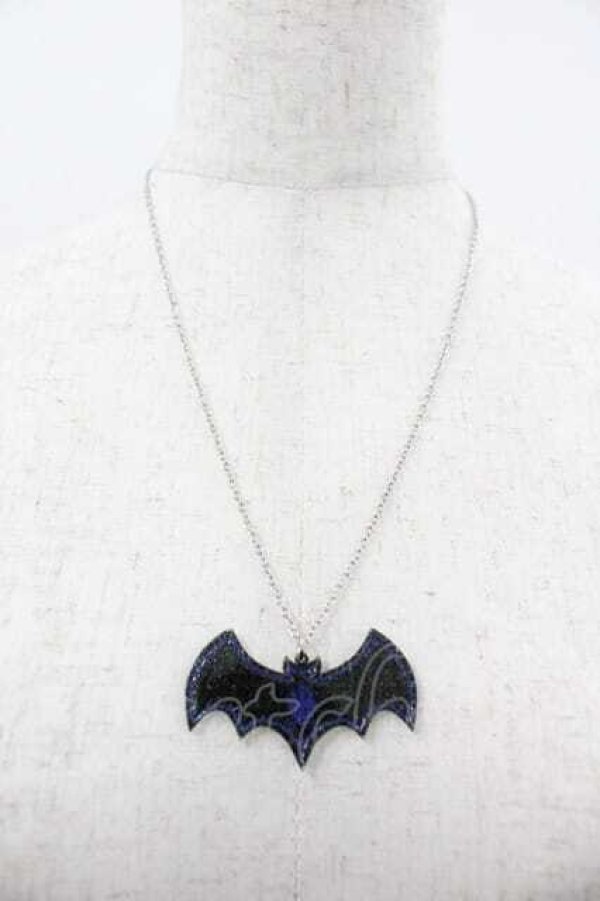 画像2: Moi-meme-Moitie / 蝙蝠ロゴアクリルネックレス  黒 I-26-01-15-094-MO-AC-TE-ZI (2)