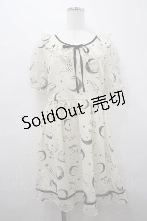 画像: Fi.n.t / MOONプリントシフォン半袖ワンピース  アイボリーＸ黒 I-26-01-15-030-CA-OP-SA-ZI