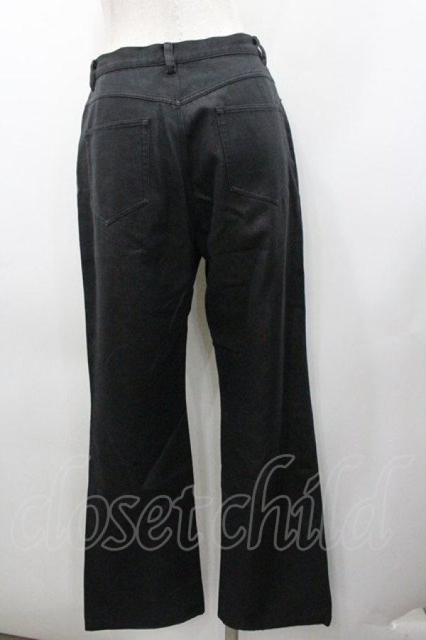 画像2: INGEBORG / パンツ  ローズ刺繍黒デニム I-26-01-18-103-0-PA-SA-ZI (2)