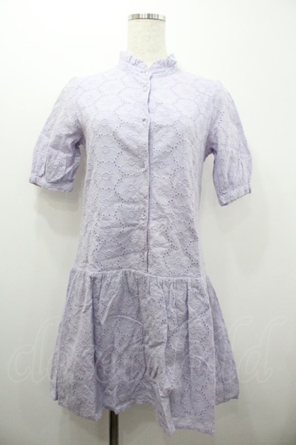 画像1: Fi.n.t / カットワークレースワンピース  ラベンダー I-26-01-20-072-CA-OP-SA-ZI (1)