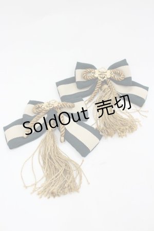 画像: Amavel / 曼殊沙華と灯籠のチャイナリボンクリップ  グリーン I-26-01-20-106-CA-AC-AS-ZI