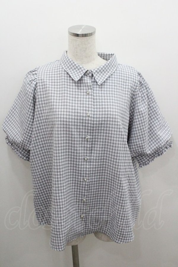 画像1: axes femme / パフスリーブブラウス  グレーＸ白 I-26-01-22-004-AX-BL-SA-ZI (1)