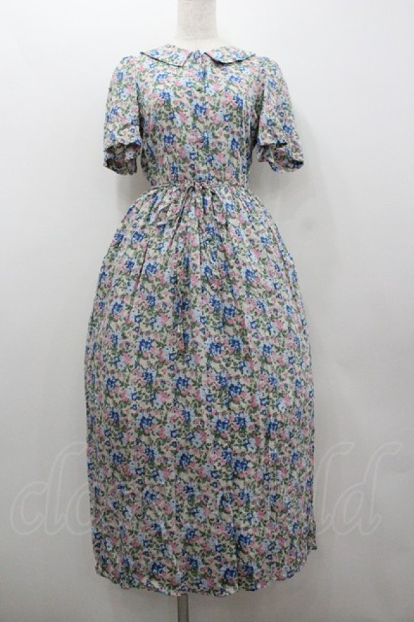 画像1: merry jenny / フラワー総柄ワンピース  アイボリーＸ青Ｘピンク I-26-01-22-039-LO-OP-SA-ZI (1)