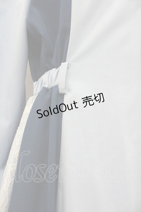 画像2: axes femme / レース切替配色シャツワンピース  ブルー I-26-01-22-043-AX-OP-SA-ZI (2)