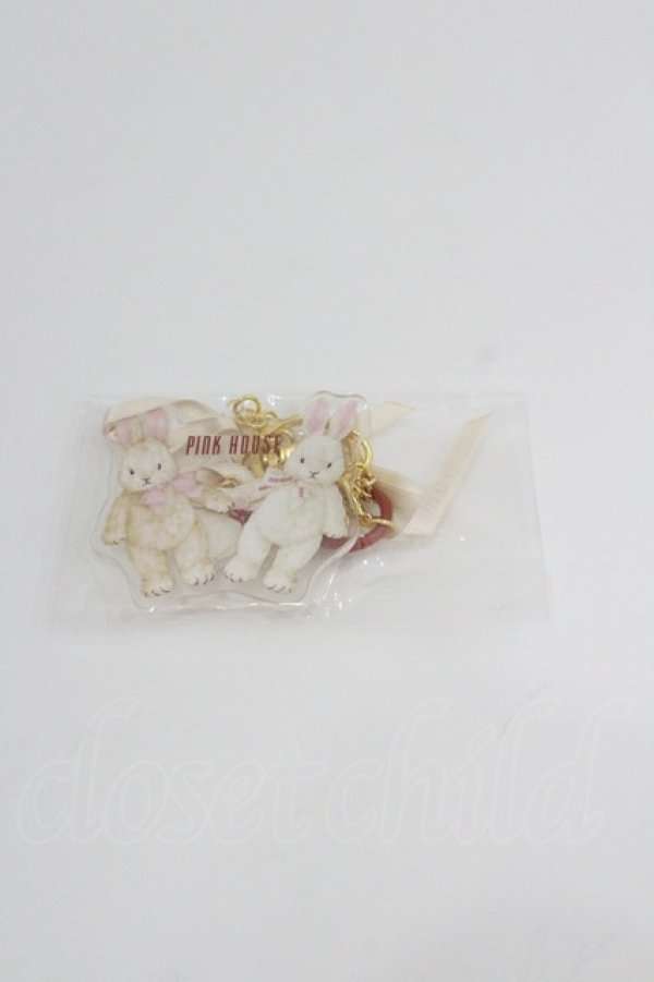 画像1: PINK HOUSE / バラ園うさぎアクリルバッグチャーム   I-26-01-22-090-LO-ZA-SA-ZI (1)