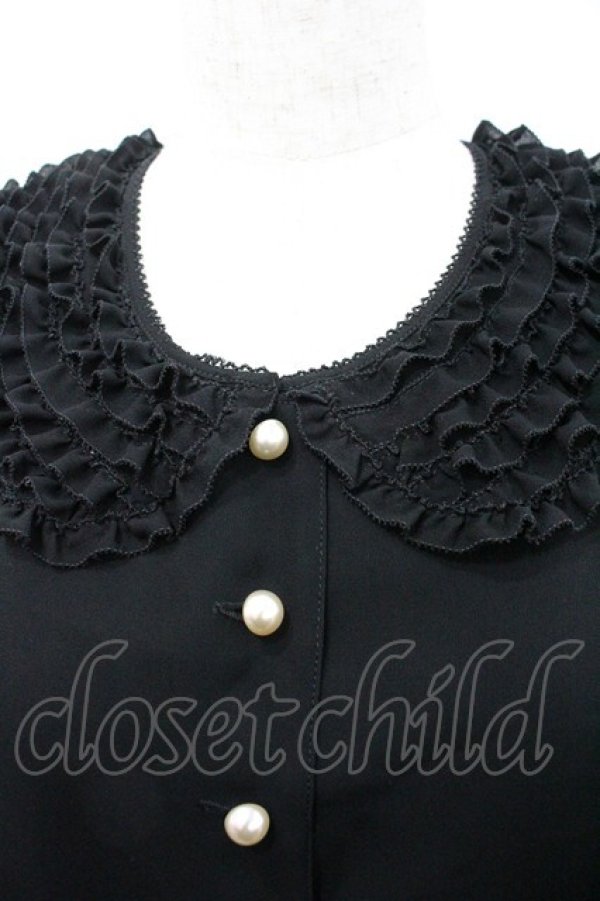 画像3: KANEKO ISAO / ピコフリル襟袖付きパールボタンジャケット  ブラック I-26-01-24-039-EL-JA-SA-ZI (3)