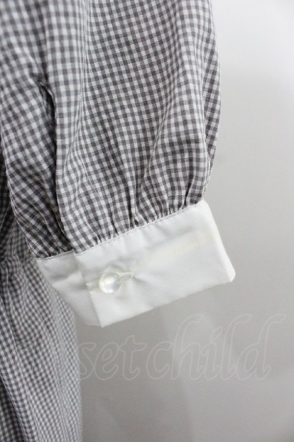 画像3: axes femme POETIQUE / リボンカラーマーメイドワンピース  グレーＸ白 I-26-01-24-056-AX-OP-SA-ZI (3)