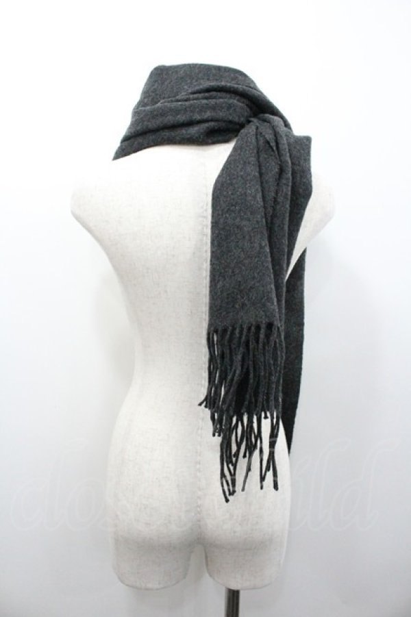 画像2: Jane Marple / 刺繍大判マフラー  黒 I-26-01-24-090-JM-ZA-SA-ZT0213S (2)