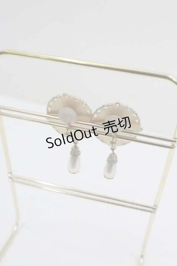 画像2: an another angelus / ローズカボションパールイヤリング  ブルー I-26-01-26-034-CA-AC-SA-ZI (2)