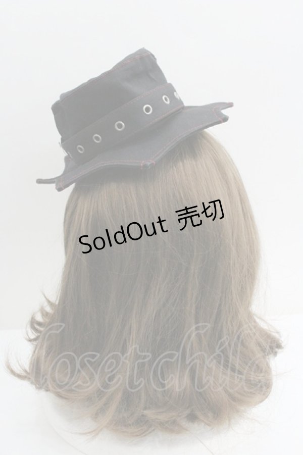 画像3: GOTHPUNKその他(買取対象外) / 変形ベルトミニハット  黒Ｘ赤 I-26-01-27-002-PU-AC-SA-ZI (3)