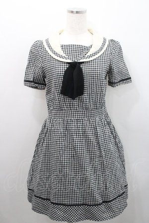 画像: Fi.n.t / ギンガムチェックセーラーワンピース F 黒×白 I-26-01-29-040-CA-OP-TE-ZI