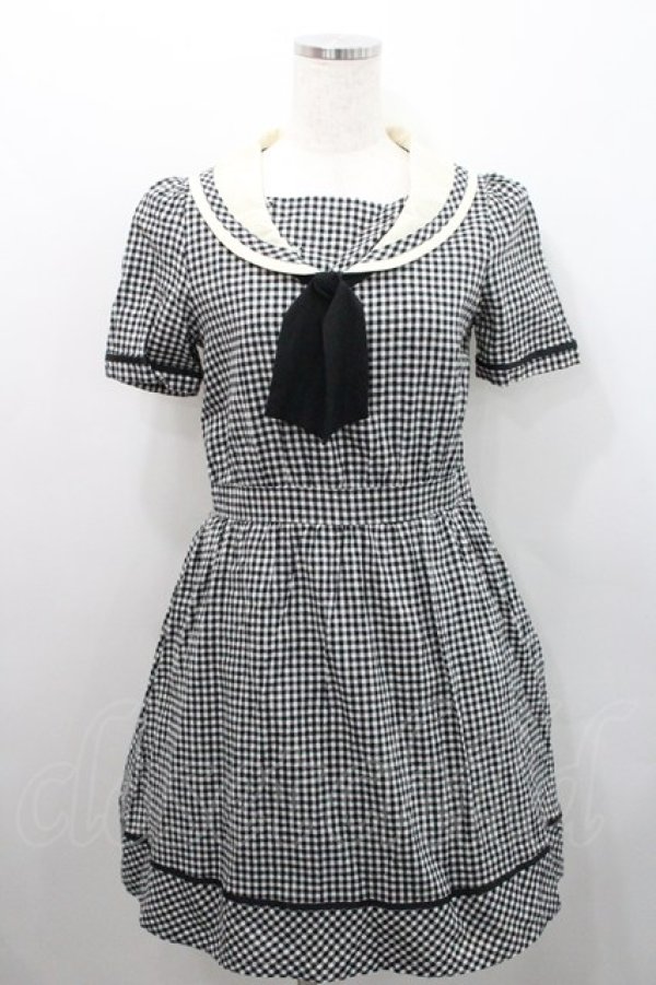 画像1: Fi.n.t / ギンガムチェックセーラーワンピース F 黒×白 I-26-01-29-040-CA-OP-TE-ZI (1)