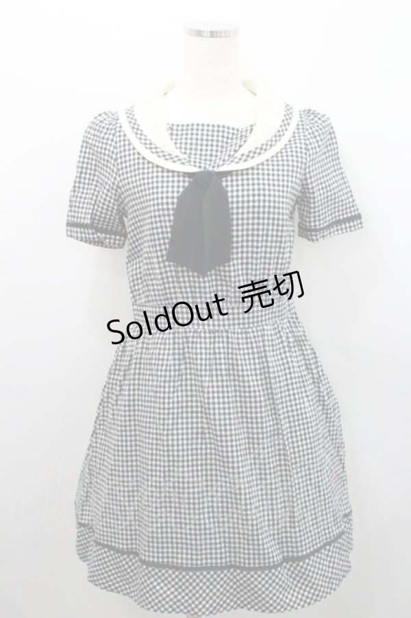 画像1: Fi.n.t / ギンガムチェックセーラーワンピース F 黒×白 I-26-01-29-040-CA-OP-TE-ZI (1)