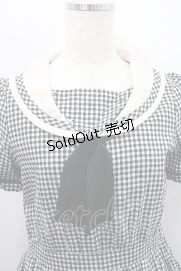 画像3: Fi.n.t / ギンガムチェックセーラーワンピース F 黒×白 I-26-01-29-040-CA-OP-TE-ZI (3)