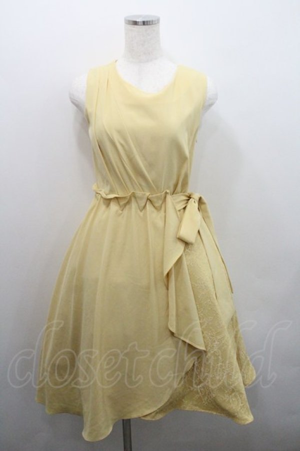 画像1: axes femme / サイドリボン&レースノースリーブワンピース  イエロー I-26-01-29-044-AX-OP-SA-ZI (1)