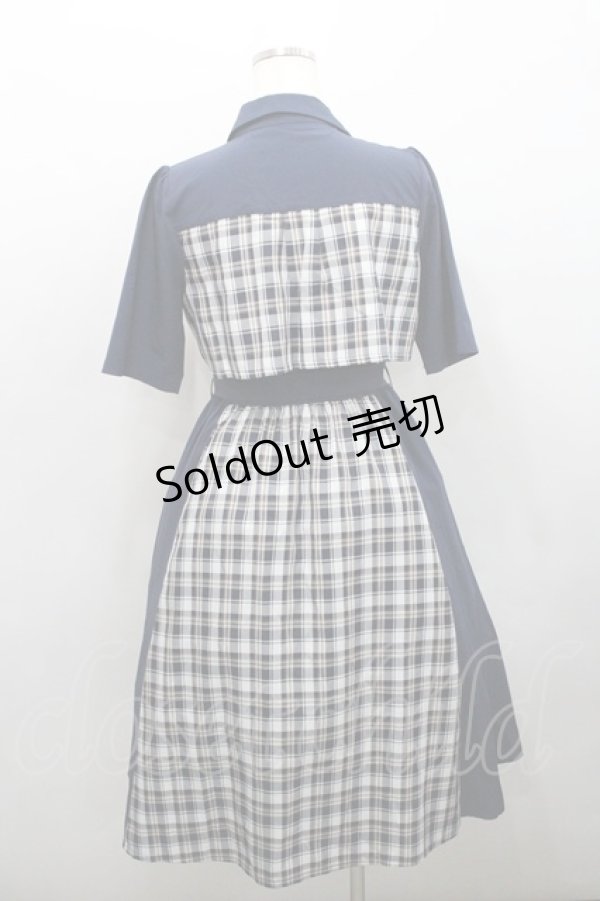 画像2: axes femme / ブロッキングフリル袖ワンピース  ネイビーＸ白 I-26-01-29-046-AX-OP-SA-ZI (2)