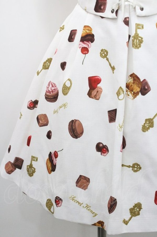 画像4: Secret Honey / スイーツ柄ビスチェワンピース 2 オフ I-26-01-29-064-CA-OP-TE-ZI (4)