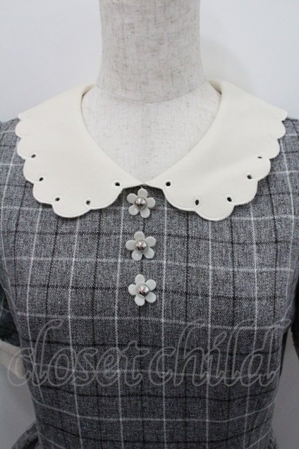 画像3: Secret Honey / お花ボタンチェック柄セットアップ 2 グレー I-26-01-29-081-CA-OP-TE-ZI (3)