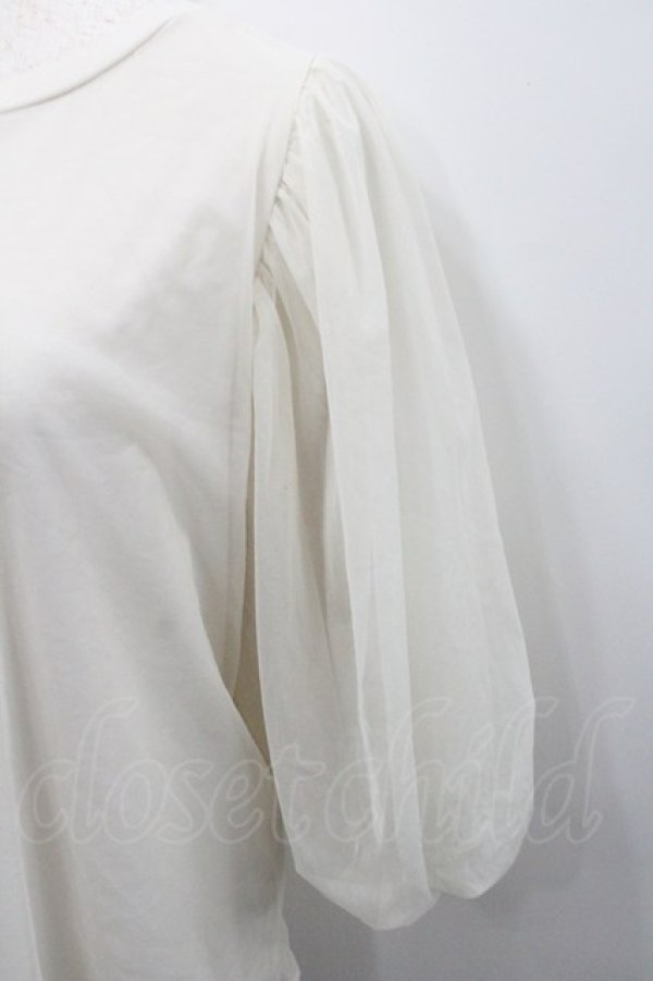 画像4: axes femme / チュール重ねボリューム袖プルオーバー  アイボリー I-26-01-29-009-AX-TO-SA-ZI (4)