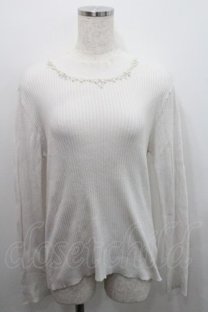 画像: axes femme / ハイネックビジューニットプルオーバー  白 I-26-01-29-010-AX-TO-SA-ZI